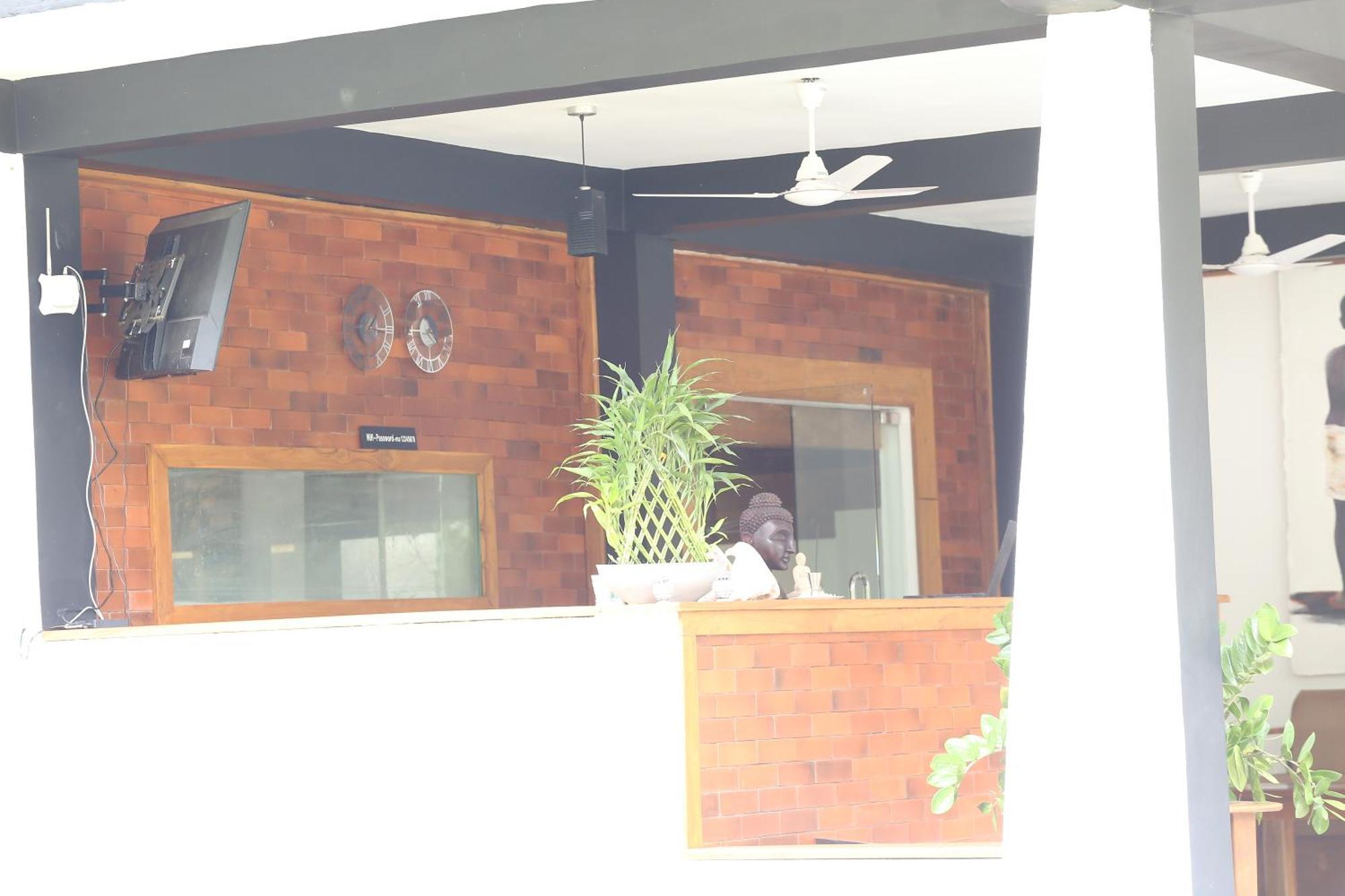 Eco Hotel Black & White - Anuradhapura Mihintale Ngoại thất bức ảnh