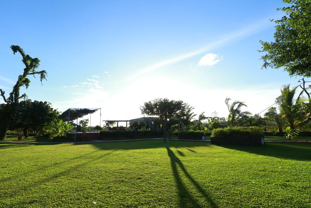 Eco Hotel Black & White - Anuradhapura Mihintale Ngoại thất bức ảnh
